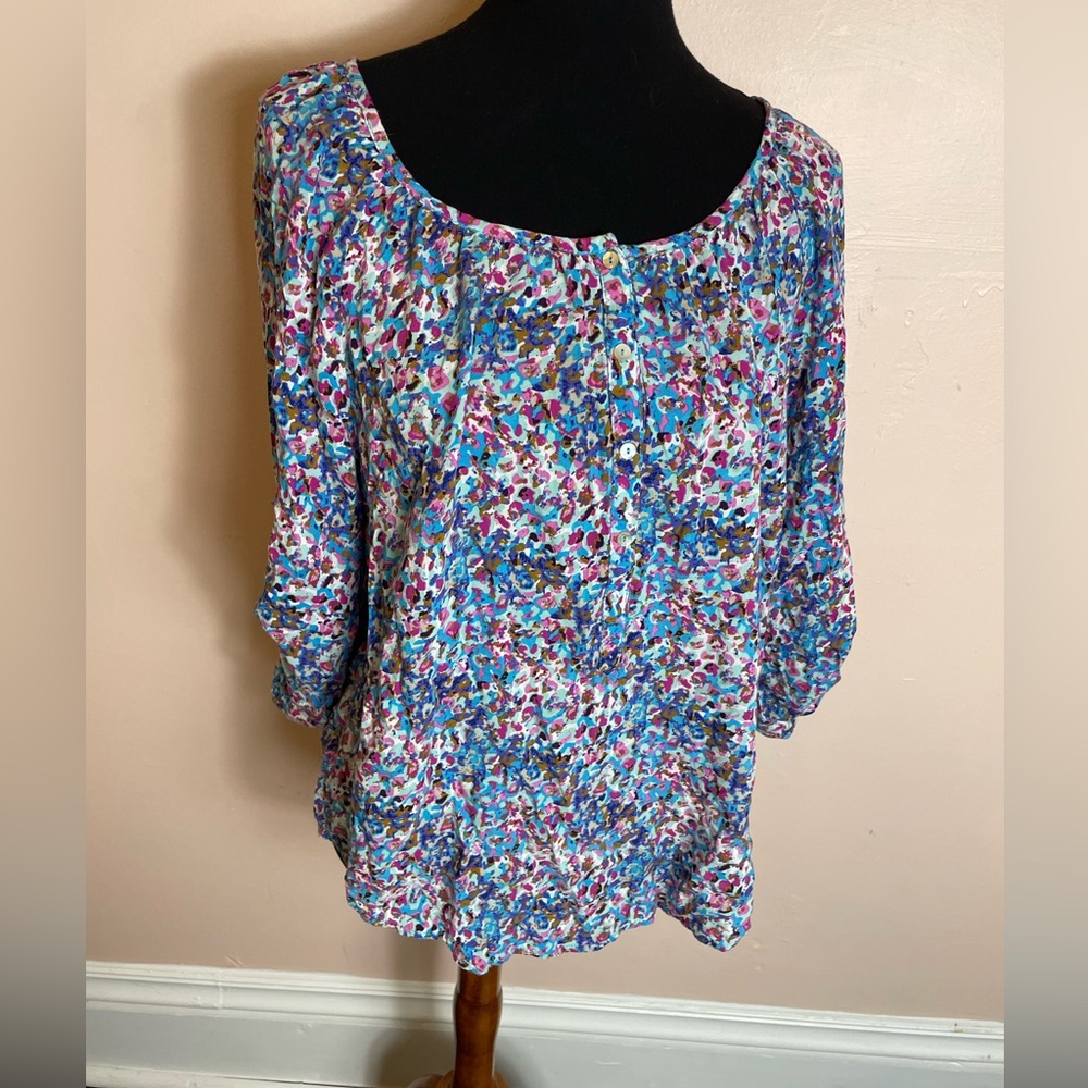 Intro Floral Peasant Style Top Tab Sleeve Size L